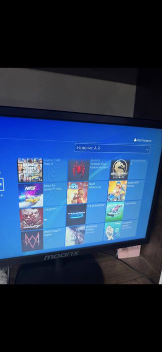 Playstation 4 slim 1TB 12 игр два джестик как на фото есть подстака