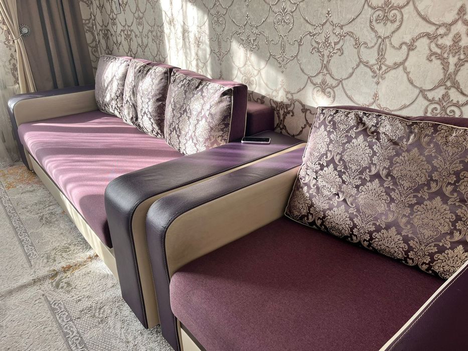 Продам диван в отличном состоянии