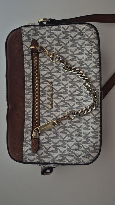 Продам сумку Michael Kors!!