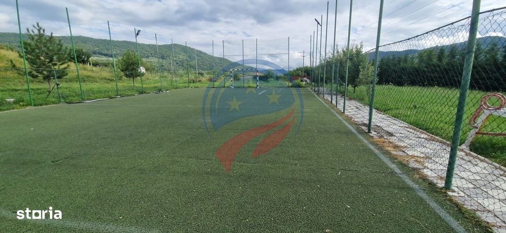 Pensiune  în Călimănești + 2 A-Frame - Teren 5.574 mp - Bonus Mercedes
