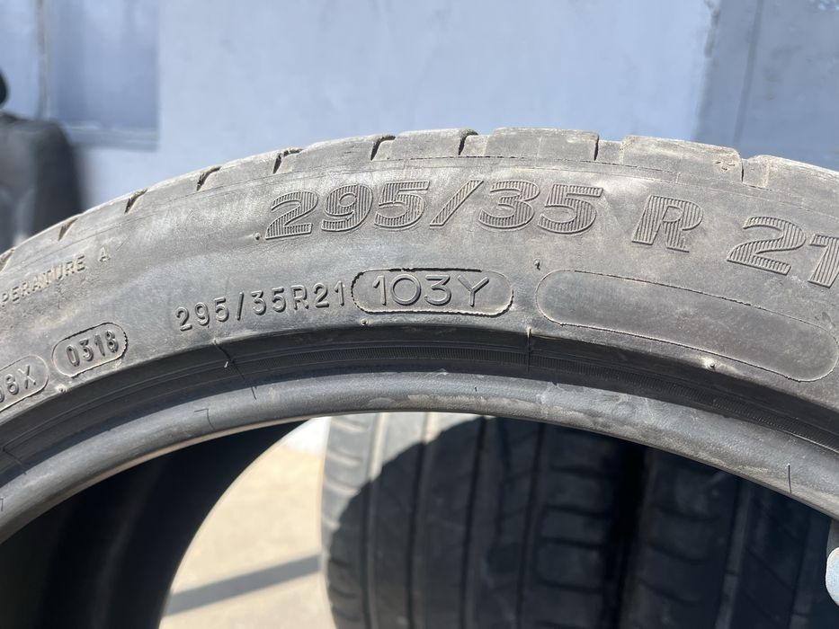 4 бр. летни гуми 295/35/21 Michelin NO DOT 0318 4,5-5 mm