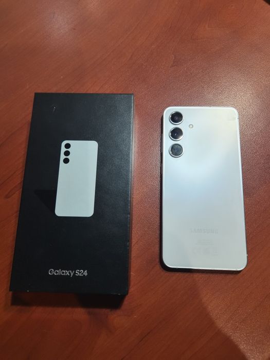 ПРОДАВАМ Samsung S 24