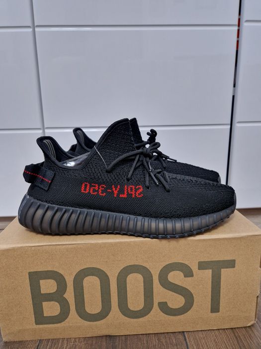 Yeezy Boost 350 V2