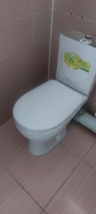 Продается унитаз