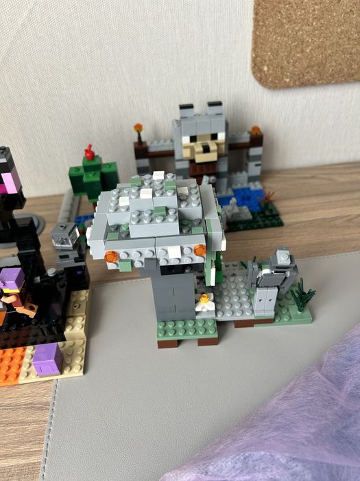 Продам Lego майнкрафт