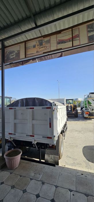 Самосвал SINOTRUK 2024