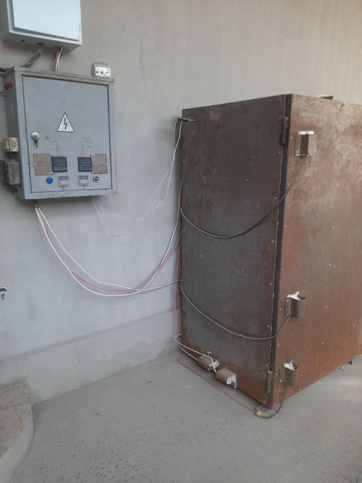 Elektor pechka 700-900 gradusgacha chiqadi to’k yaxshi bosa undanam o