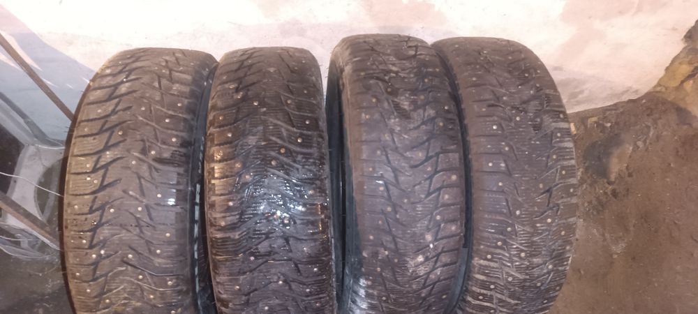 Резина 215/65/16