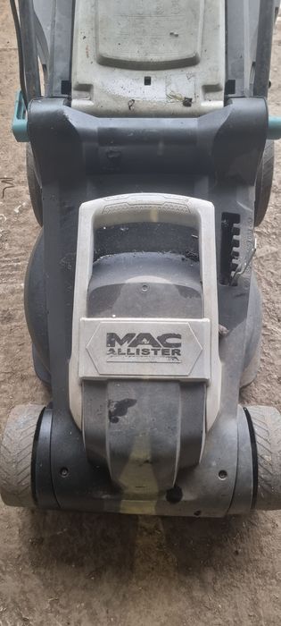 Mașină de tuns gazonul electrice