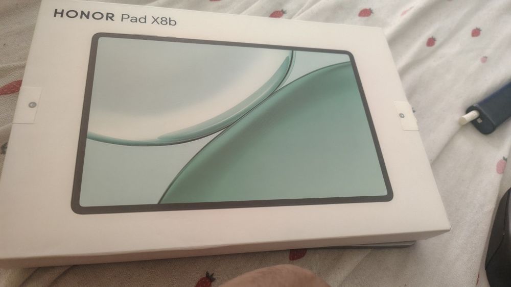 Таблед Honor pad x8b