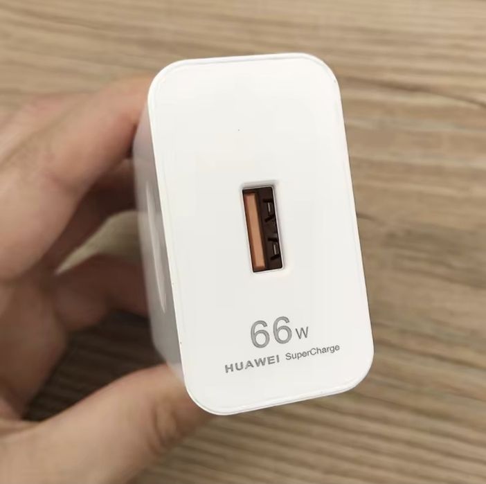 Оригинално зарядно Huawei 66W