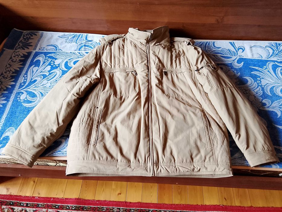 Продам мужские куртки