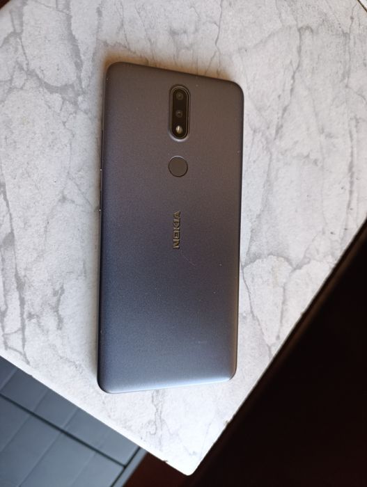 Телефон Nokia 2.4