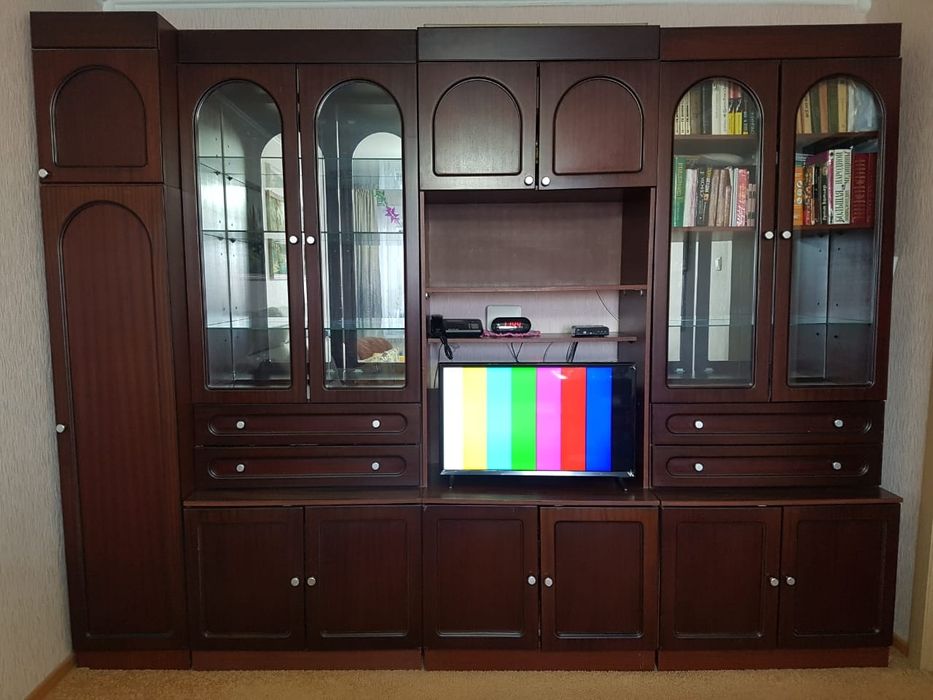 Продам гостинную