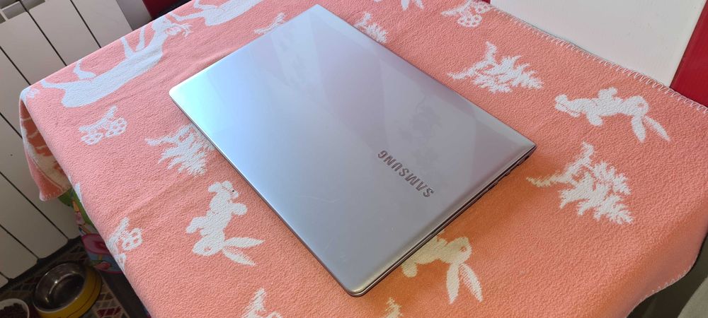 Samsung i3 cu 8 gb ram = 500 lei