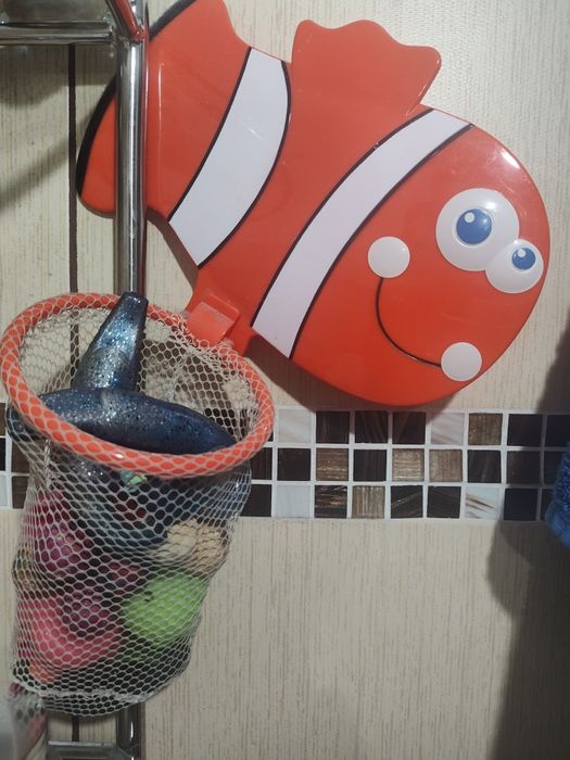 Joc baschet / Suport pentru cosmetice baie