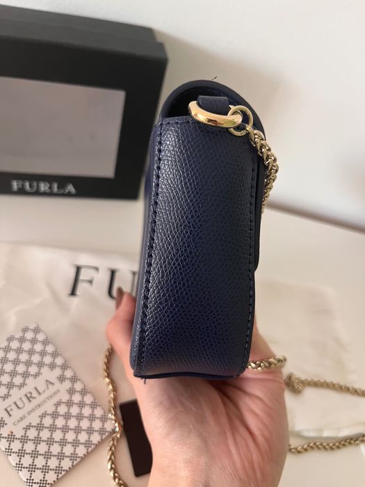 Тъмносиня чанта Furla mini