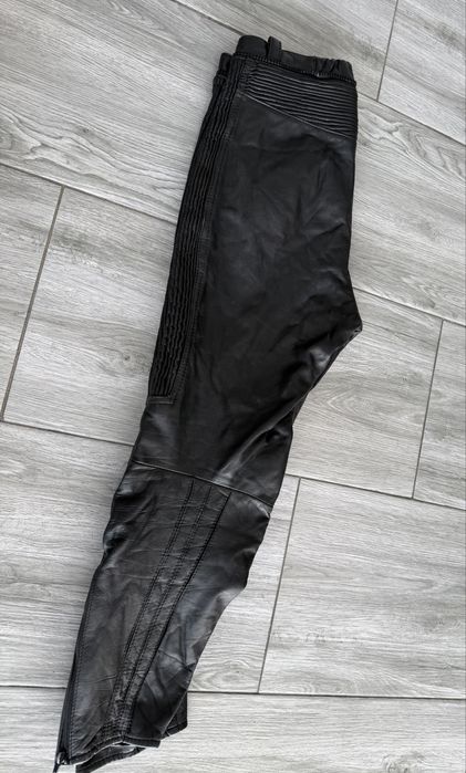 Pantaloni moto piele