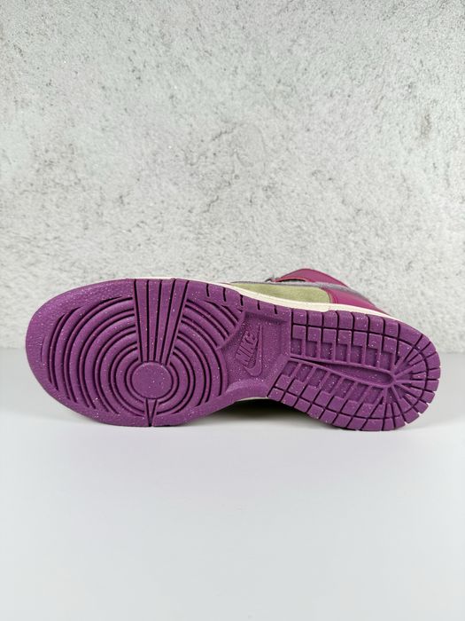 Nike Dunk High Dynamic Berry Green