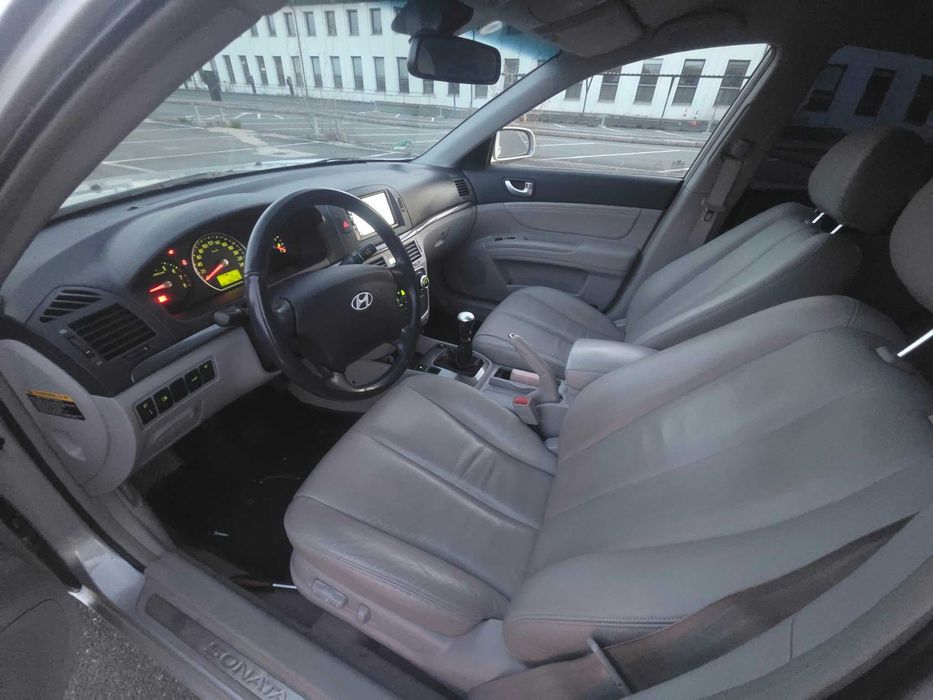 Vând Hyundai Sonata 2009