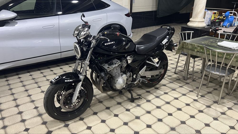 Suzuki GSF 600 Bandit