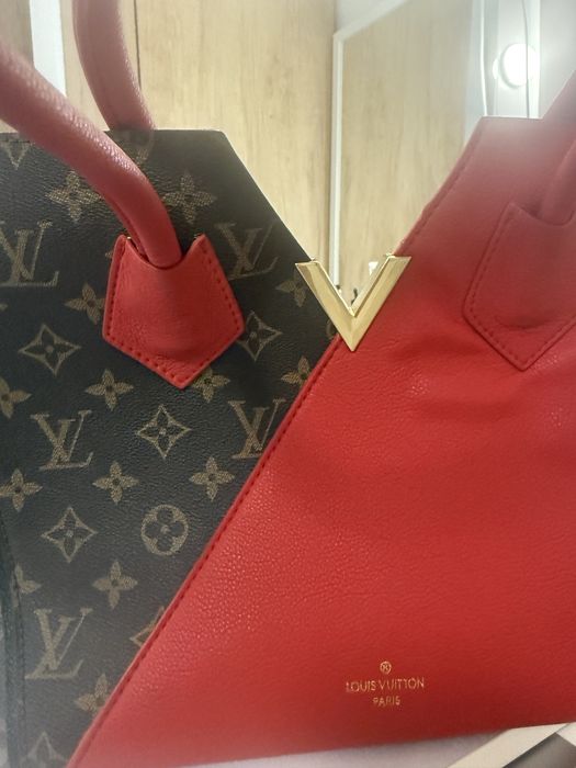 Louis vuitton  culore rosu fooc suprba incapatoate si materiale de cal