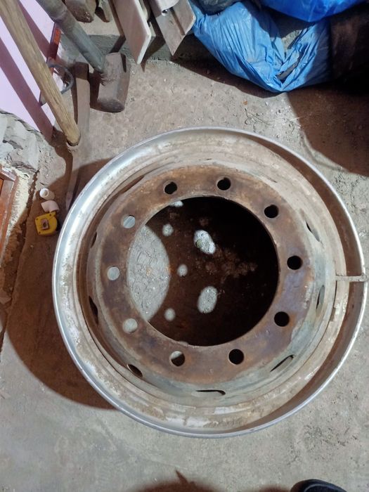 Продам диск колёсный HOWO б/у