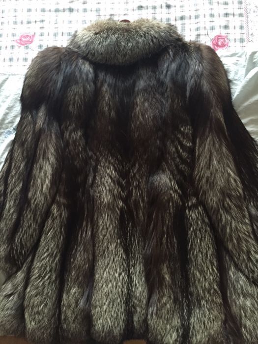 Шуба чернобурка