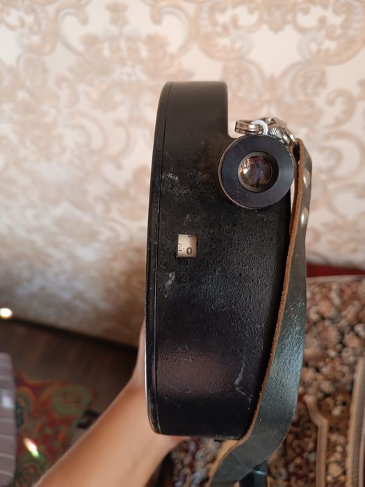 Retro Krasnogors-3 klassika kinosiyomniy aparat sotiladi