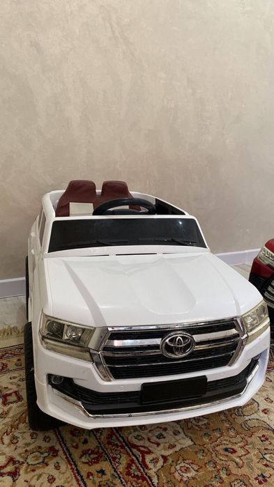 детский машина с пультом