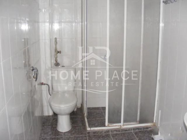 Дава се под наем Тристаен апартамент в Варна, Спортна зала - 80 кв.м за 598.23 € - Снимка #10