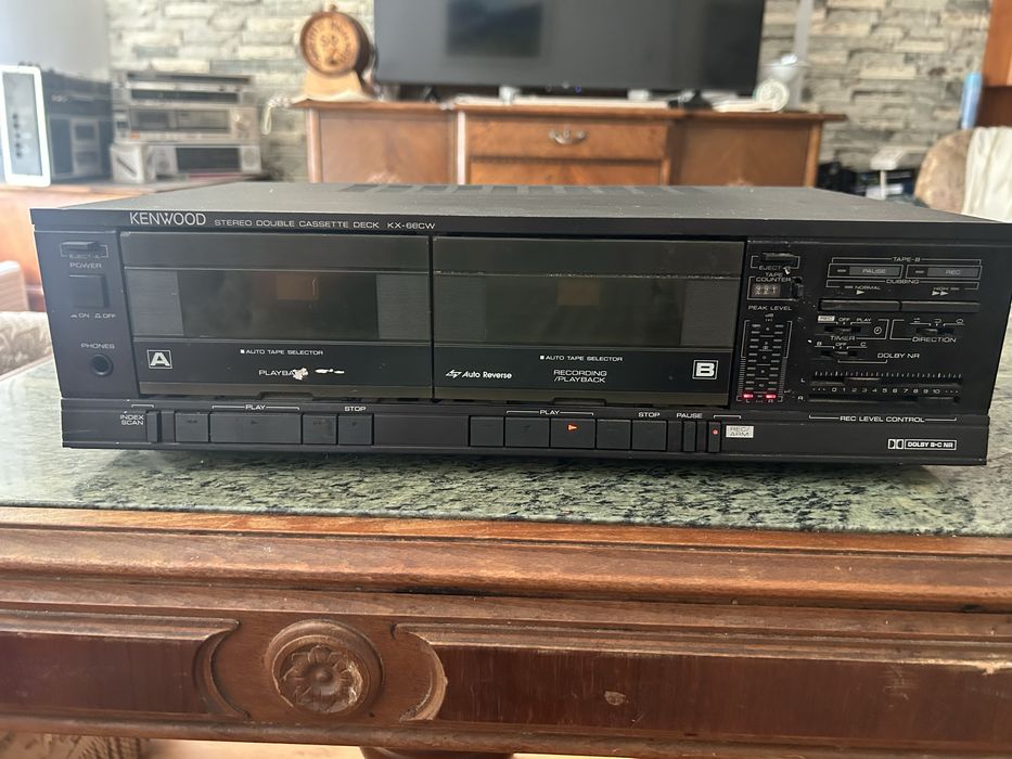 Двукасетъчен Дек KENWOOD