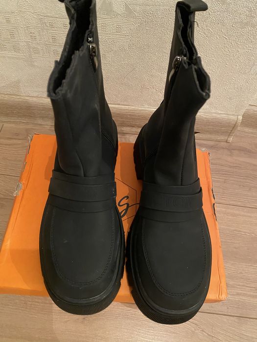 Зимние замшевые сапоги,