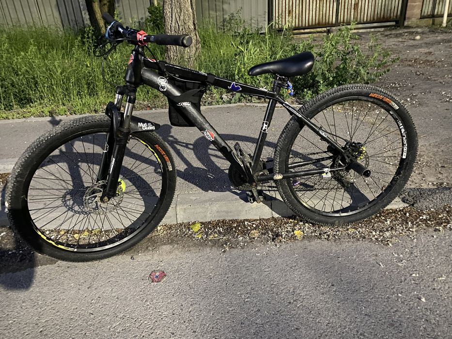 Стант, горныи велосипед