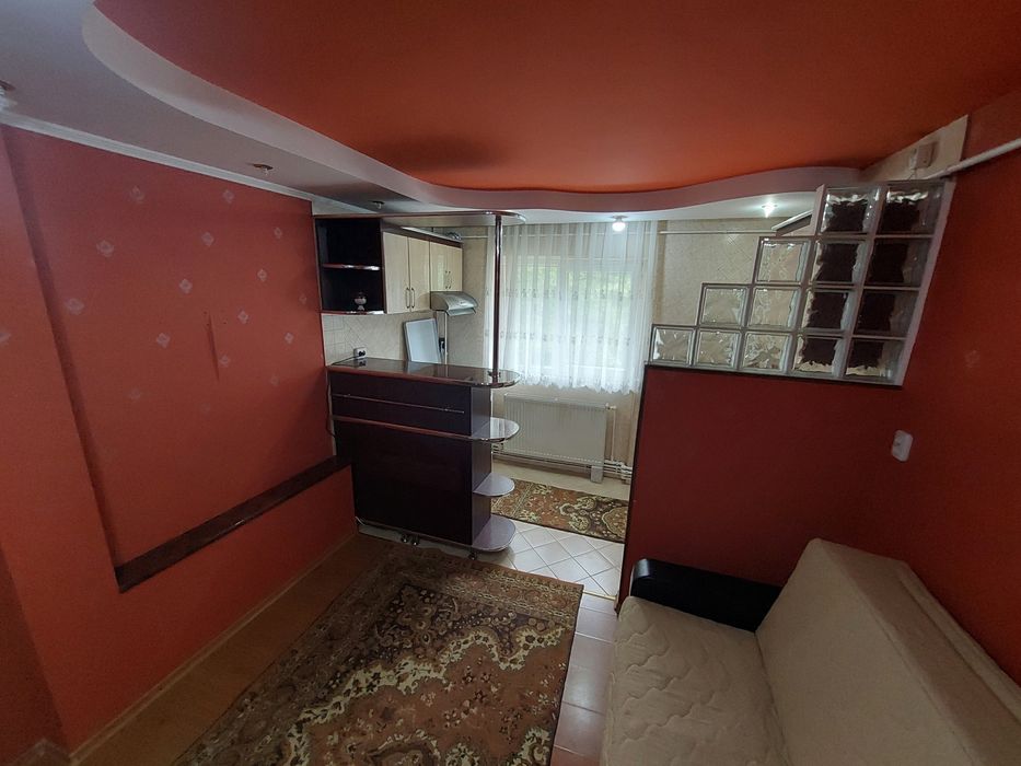 Apartament cu 2 camere, în cartierul Zamca, de închiriat