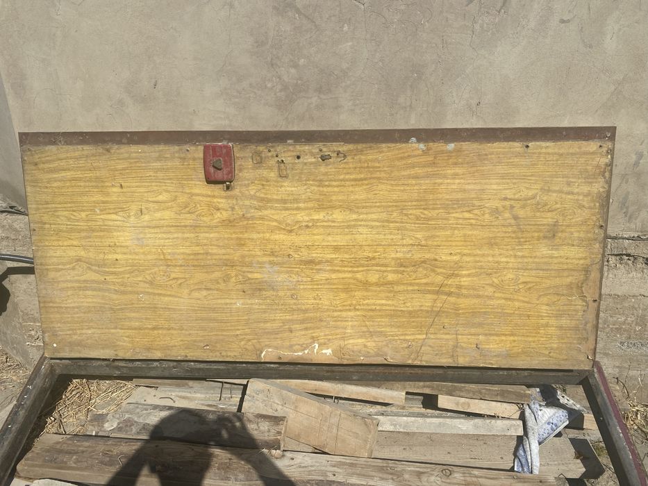 Продам дверь