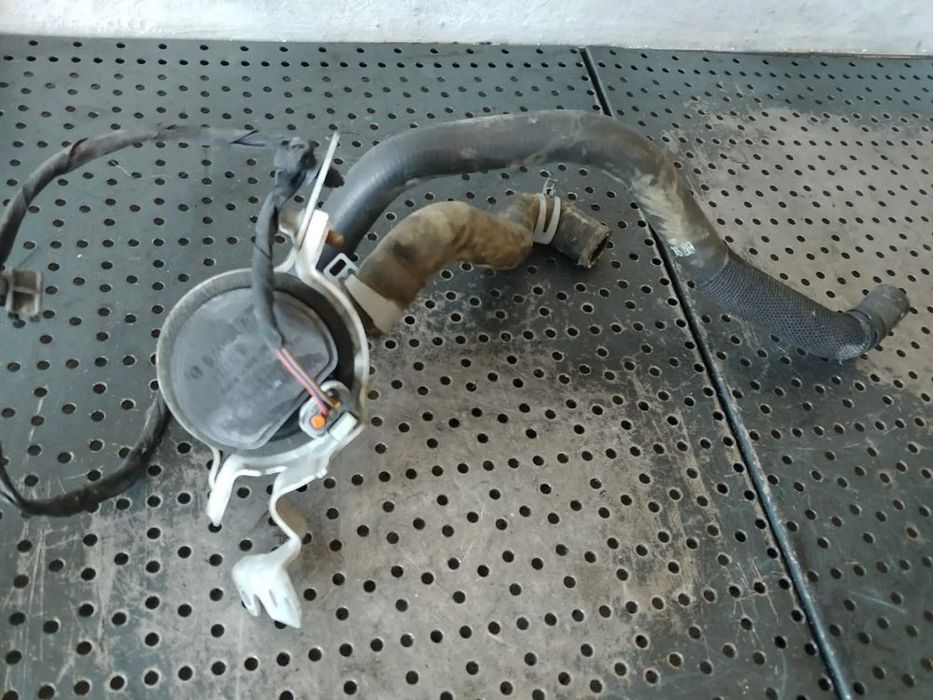 pompa recirculare apa 1.6b cla x117  mercedes a-class w176 b-class w246  gla  a0005000686  0392023206