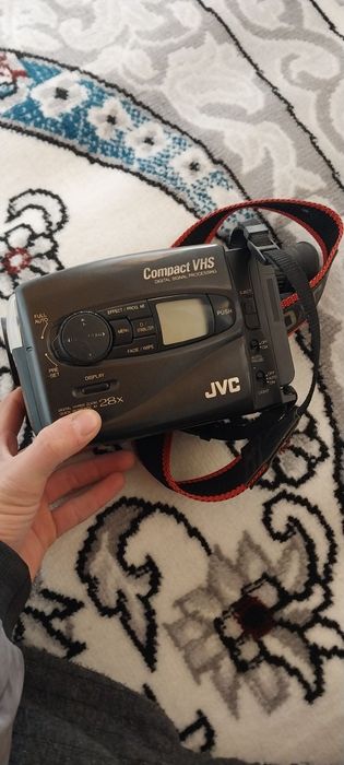 100%kafolat holati chotki zaryadnik 3ta batareyka bilan beriladi