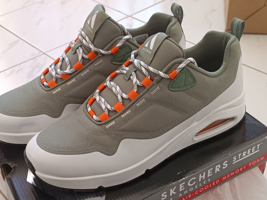 Маратонки Sketchers Street 47