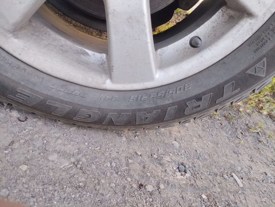Продам диски с зимней резиной