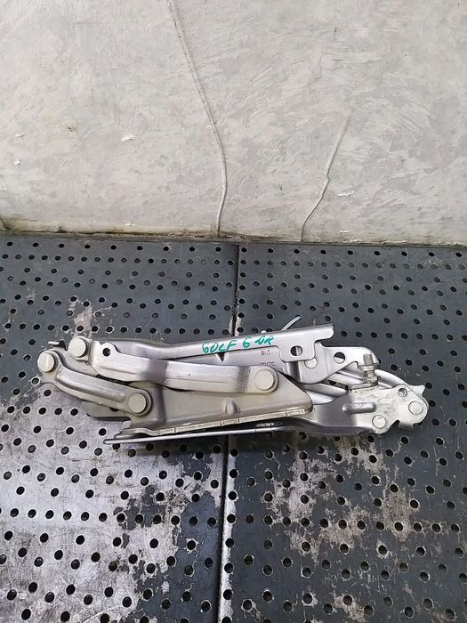 Set balamale capota stanga dreapta vw golf 6 5k 5k0823301b 5k0823302b