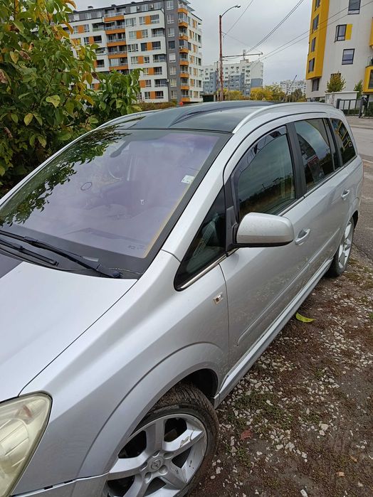 Opel Zafira 1.6 gas