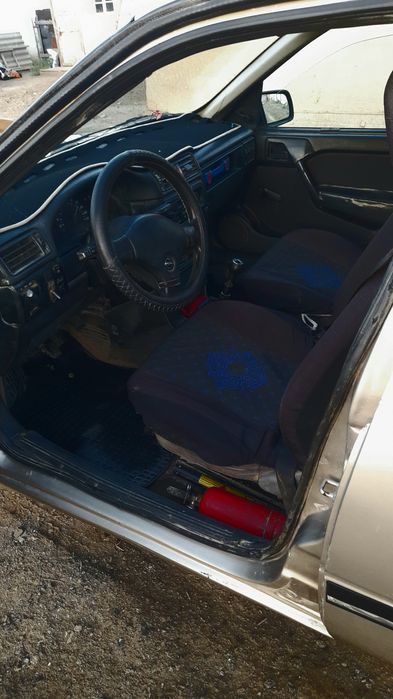 Опел вектра 1991