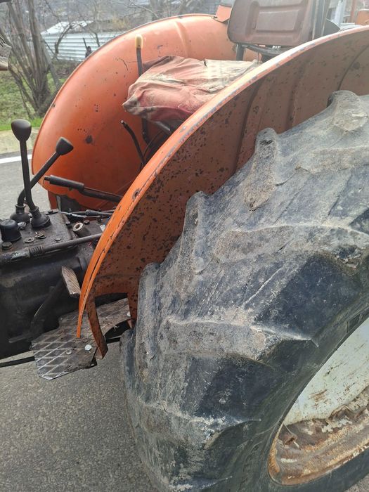 Tractor Fiat 450