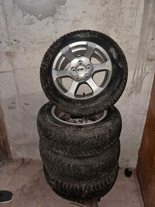 Se vinde jante auto