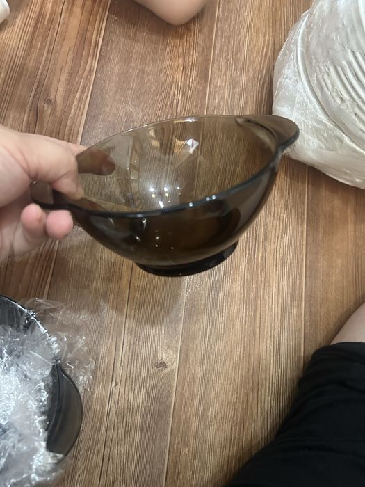 Белая посуда фарфоровая