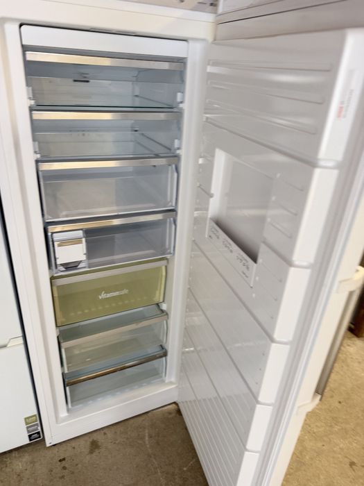 Фризер Bosch A+++ 340 литра No frost Germany Гаранция