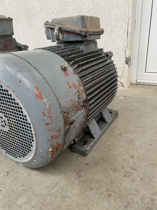 Motor 30kW, 1456 rpm – Rotor în Cușcă – IP55 – Funcționează impecabil