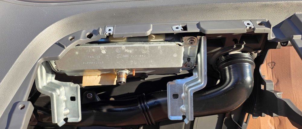 Plansa bord cu airbag pasager Seat Ibiza 6J 2010 2011 / 2012 2013 2014