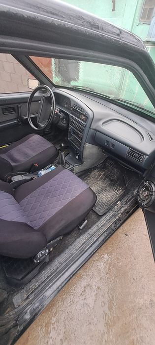 Продам автомобиль Ваз 2113